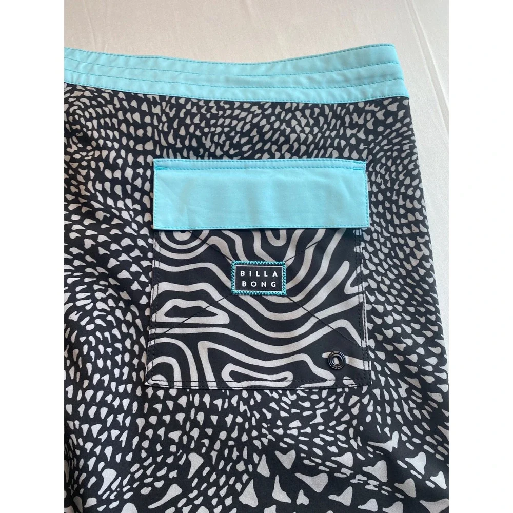 Billabong Lo Tides Sundays Board Shorts Mens 38 Black White Geometric M142NBSU